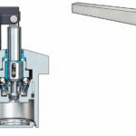 スイング式エアクランプとリンク式エアクランプが並んでいる